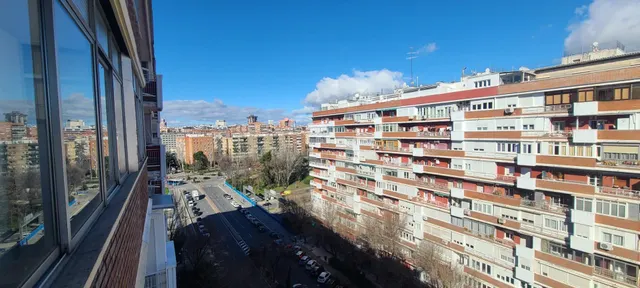 VENTA DE L ANUDA PROPIEDAD EN GUINDALERA — 23