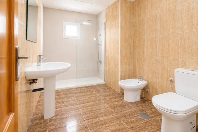 Oportunidad de inversión en Garrucha – Promoción de 16 vivie - foto 5