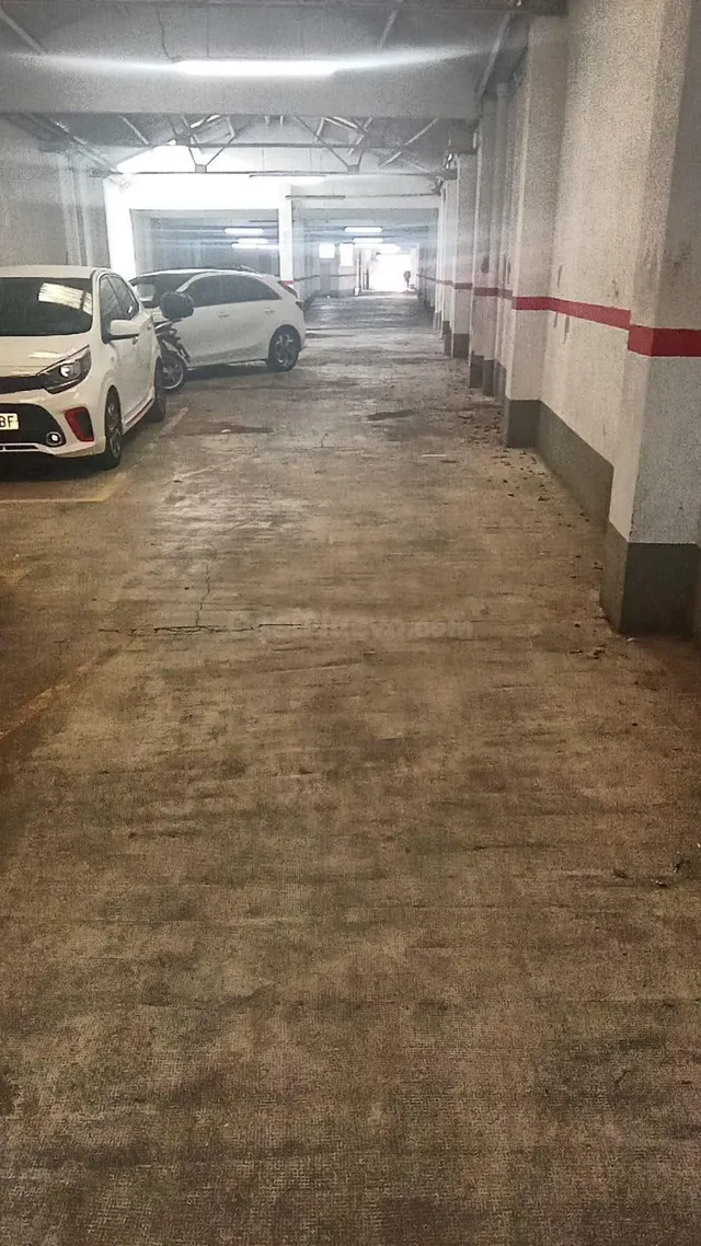 Local comercial 650m² en venta - Safranar - foto 3