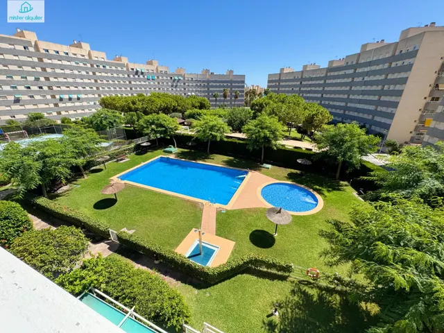APARTAMENTO SOLEADO CON DOS TERRAZAS Y PISCINA EN PLAYA DE MUCHAVISTA — 44