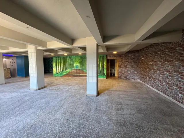 Local comercial 175m² en venta - Los Mallos-Juzgados-Estació - foto 2