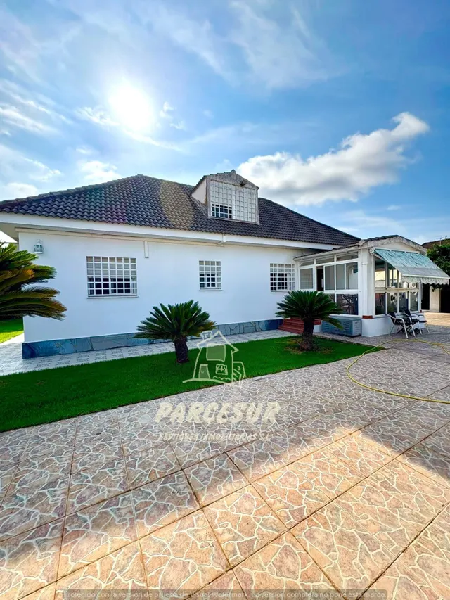 Chalet independiente en El Alcaide: espacio, comodidad y vida al aire libre — 38