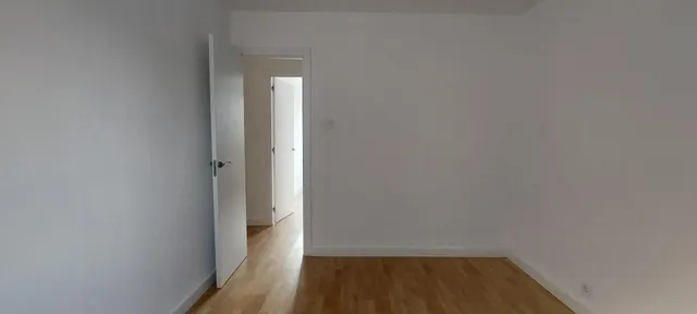 Piso en Los Corrales de 3 dormitorios — 19