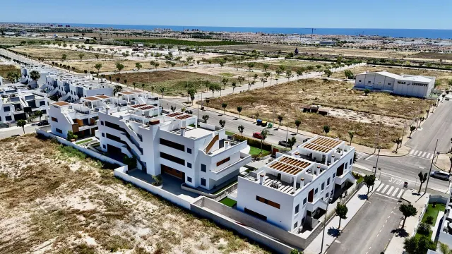Apartamento 2 habitaciones 114m² en venta - Zona Pueblo — 30