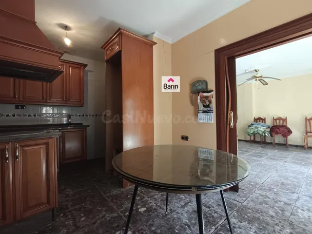 Chalet pareado en la barriada de Los Ángeles para reformar ( - foto 4
