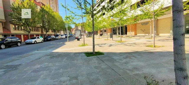 3 dormitorios reformado con GARAJE BOX y TRASTERO en Doctor Artero – 850 €/mes — 38