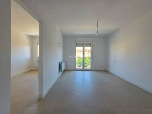 ¡a estrenar! espectacular casa adosada con gran jardín a 20 min de Lleida — 30