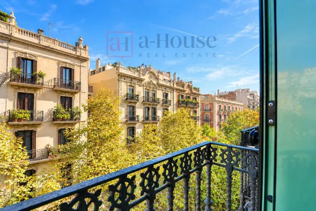 Piso para reformar con balcón en l' antiga esquerra de l' eixample — 5