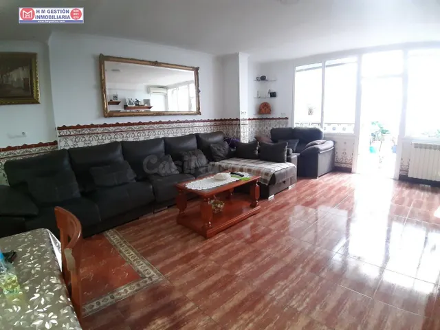 CASA COMPLETAMENTE REFORMADA JUNTO A AVDA PABLO IGLESIAS — 3