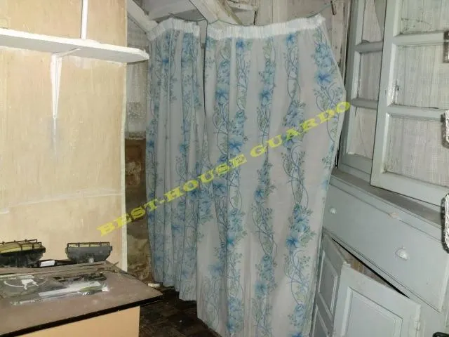CASA COCHERA Y CHOCO PARA REFORMAR LAS HERAS — 6