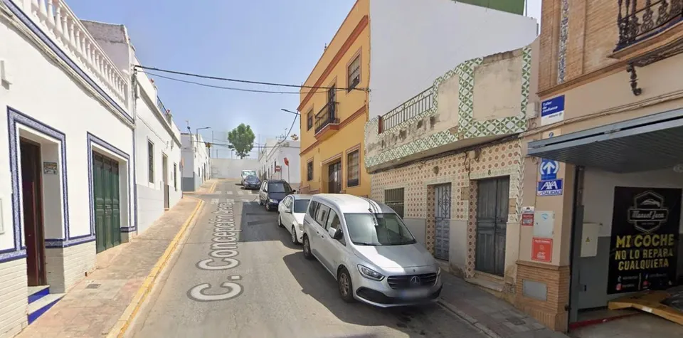 CASA EN ALCALA DE GUADAIRA
