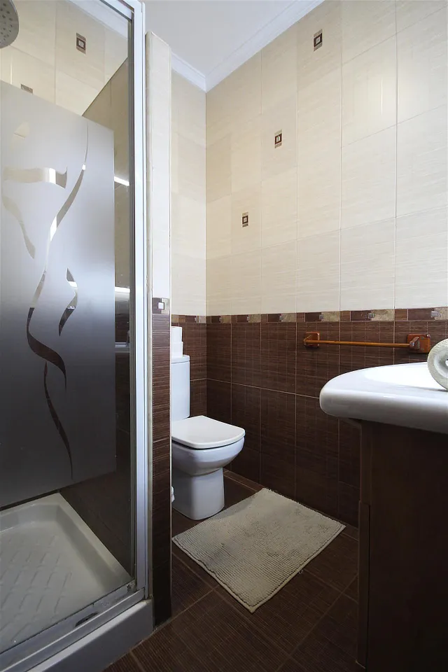 AMPLIO CHALET INDEPENDIENTE EN VENTA EN SIERRA PERENCHIZA — 37
