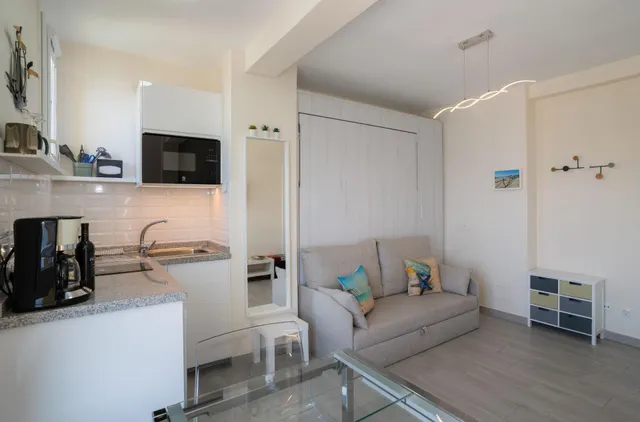 Magnifico estudio en primera línea de playa en Calahonda. — 6