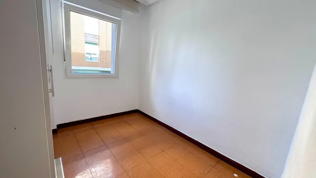 ¡Luminoso y céntrico piso de 3 dormitorios con ascensor en Muriedas! — 9