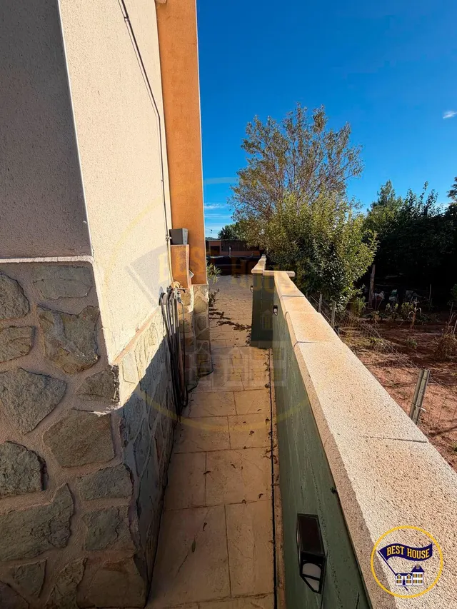 Chalet en venta en arcas del villar — 47