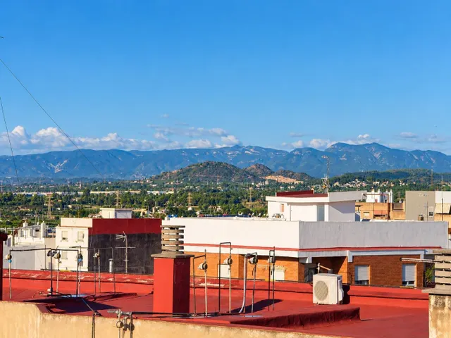 Piso reformado en venta en Paterna, entre el Parque Central y el Auditorio. — 27