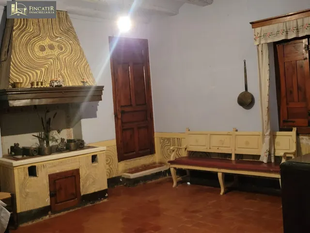 CASA EN CELLA — 48