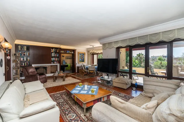 Chalet 6 habitaciones 746m² en venta - Marbella — 11