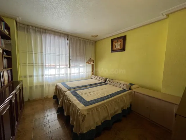 Fantástica casa adosada duplex en el centro de Guardamar del - foto 5