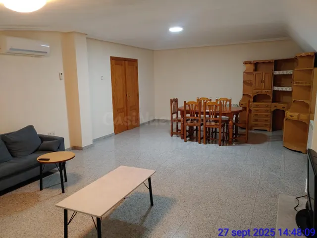 Exclusivo dúplex en el corazón de Cáceres con amplia terraza - foto 3