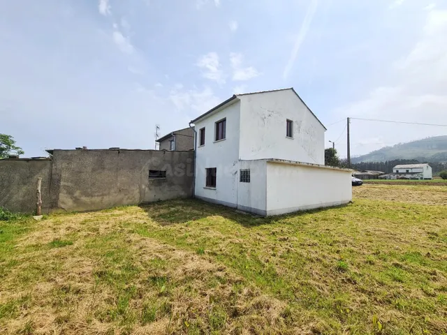 Casa en construcción con parcela de 2.300 m2 cerca de la pla - foto 2