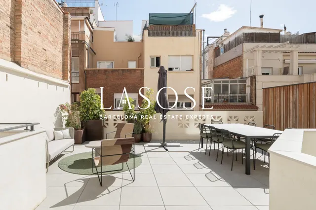 Impresionante dúplex con terraza privada en alquiler en La Salut — 27
