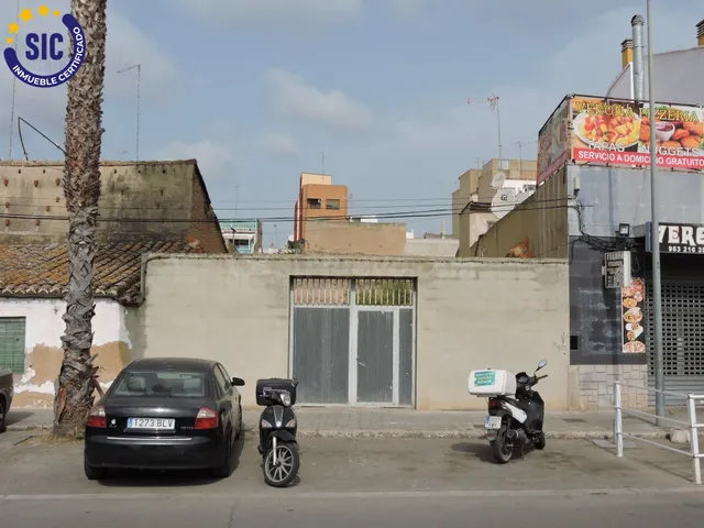 Terreno urbano en el venta en el centro de Moncada - foto 2