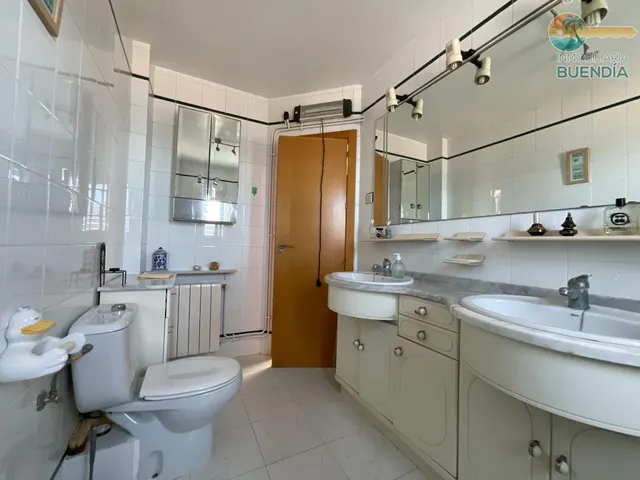 Duplex frente al mar en alamillo — 22