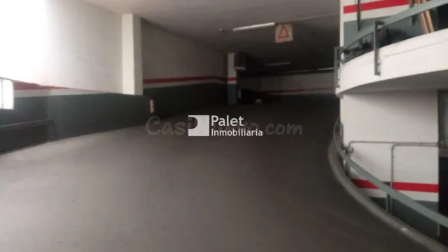 Plaza de aparcamiento en alquiler – Eixample (planta -1) — 3