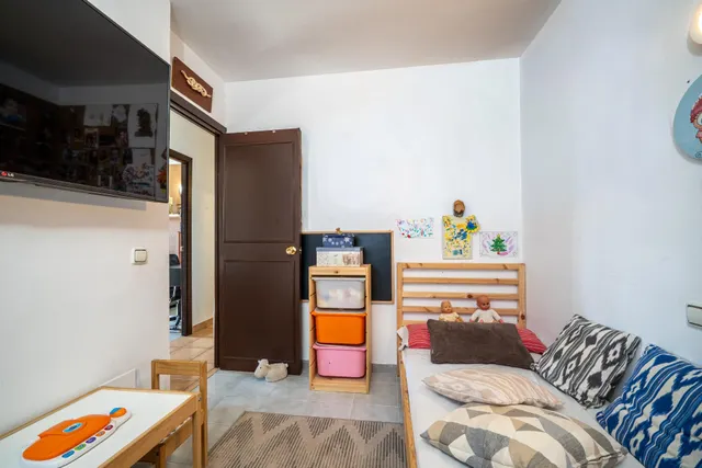 Amplio y luminoso piso de 4 habitaciones con dos plazas de parking en son ferrer — 16