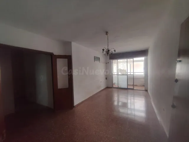 Economico Piso en venta en Barrio de Los Vicentes en Las Tor - foto 3