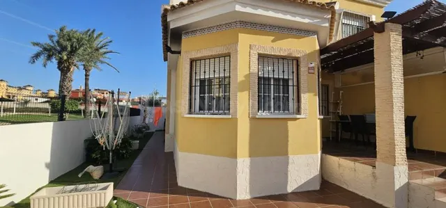 Villa 3 habitaciones 174m² en venta - Costa blanca sur - foto 3
