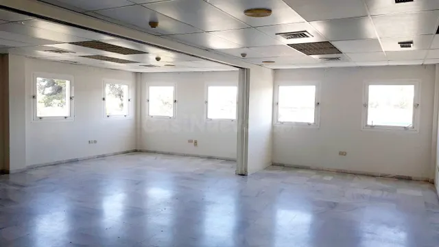 OFICINAS EN ALQUILER EN EDIFICIO HENARES EN SEVILLA ESTE - foto 2