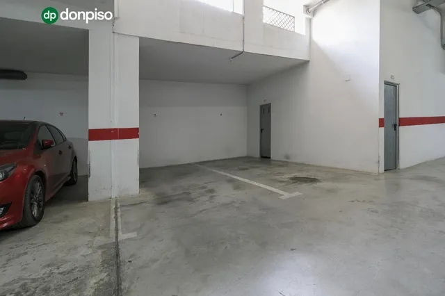 Ático en venta en La Zubia — 27