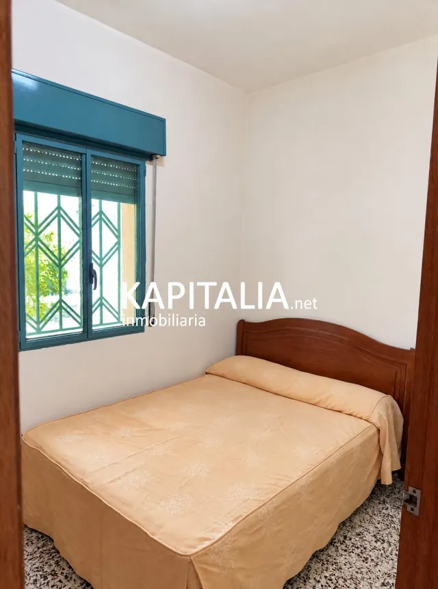 Casita a la venta en Ontinyent , partida La Solana . — 12
