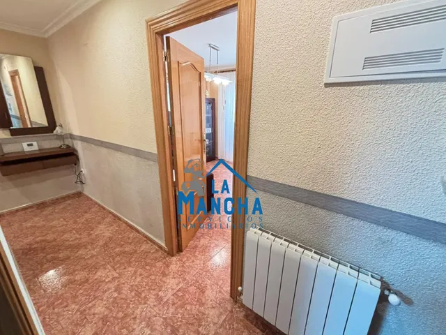 *146.000€* inmobiliaria la mancha vende piso en zona circunvalación-carrefour de Albacete — 32