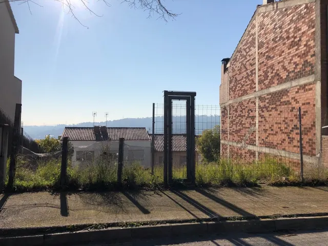 PARCELA URBANA EN LA ZONA DE "EL PADRÑ" — 2