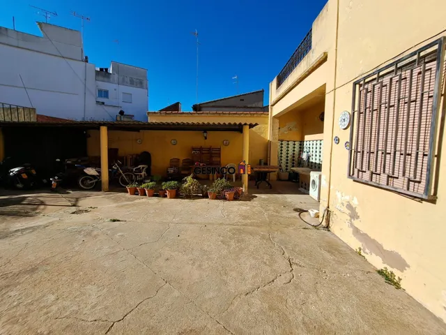 CASA DE PUEBLO CON PATIO, TERRAZAS... — 9