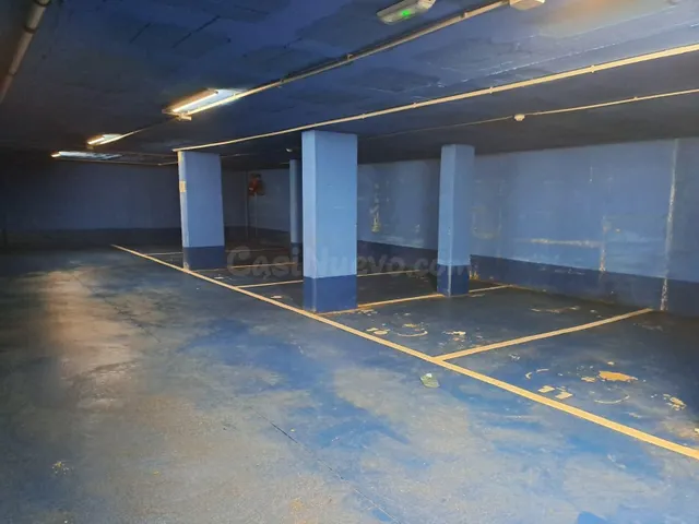 PLAZA DE PARKING DOBLE EN EL CENTRO DE SABADELL - foto 2