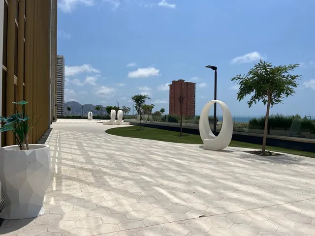 Se vende preciosos apartamento en Poniente con 2 dormitorios, 1 baño, parking y trastero — 36