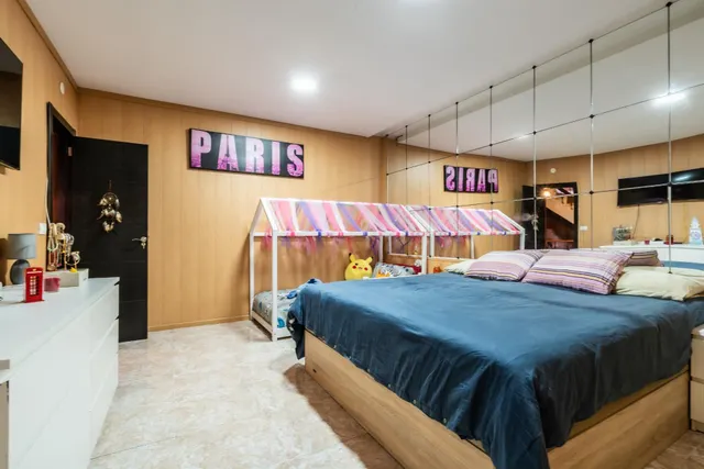 Casa de 4 plantas en zona céntrica de La Laguna · Ideal para inversores y familias numerosas · Muchas posibilidades — 16