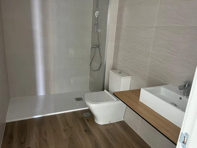 Se vende bonito apartamento 2 dormitorios y 2 baños y vistas al mar con garaje y trastero 608249911 — 10