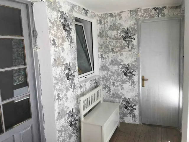 SE VENDE CASA DE DOS PLANTAS EN VALENCIA DE DON JUAN, COCINA, SALÓN, 3 HAB., BAÑO, ASEO Y PATIO. — 18