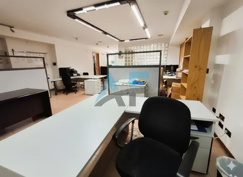 Local comercial en Avenida de Zamora - Ourense | En alquiler con opción a compra.