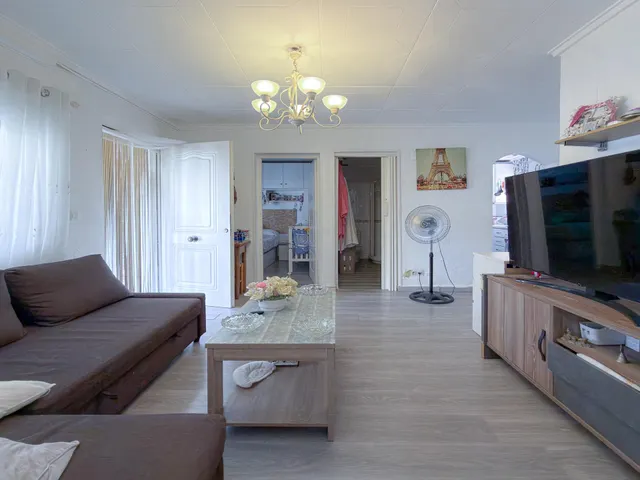 Encantador Bungalow reformado con amplia y luminosa terraza (Sin Gastos de comunidad) — 6