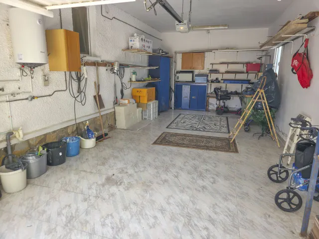 Villa 3 habitaciones 230m² en venta - Centro — 46