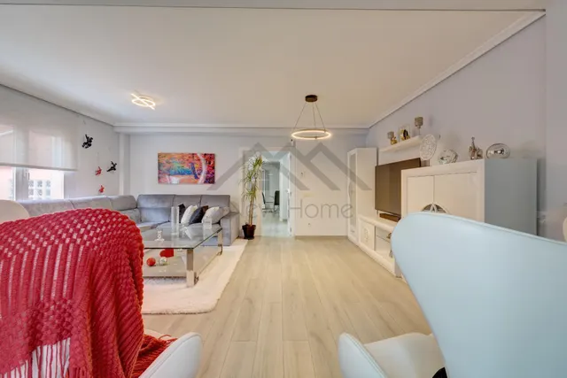 Chalet independiente en montecolorado | 400 m2 de parcela a solo 15 minutos de Valencia — 28
