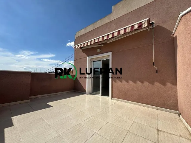 ÁTICO A LA VENTA CON VISTAS AL CASTILLO EN AVENIDA JIJONA - ALICANTE — 8
