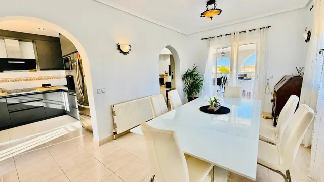 Villa 4 habitaciones 219m² en venta - Doña Pepa — 8