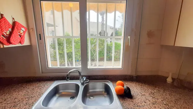 Cuidado chalet en Playa Honda, con piscina y garaje — 22